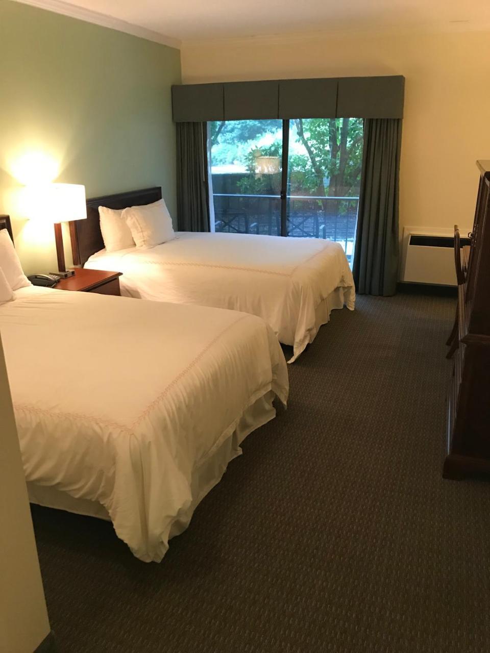 Cohasset Harbor Inn エクステリア 写真