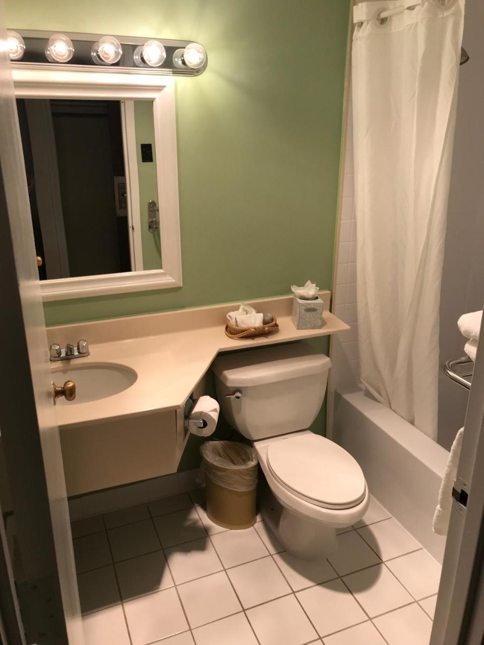 Cohasset Harbor Inn エクステリア 写真